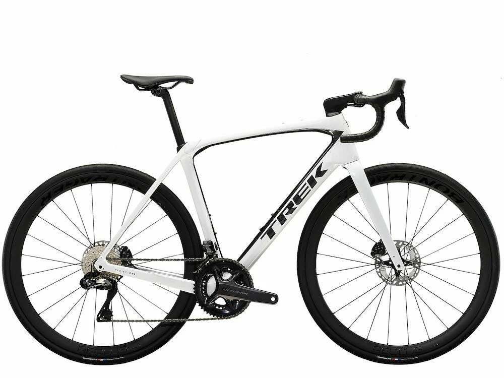 Trek Domane SLR 7 Gen 4 | 2023 5 Trek Domane SLR 7 Gen 4 | 2023 – Image 3