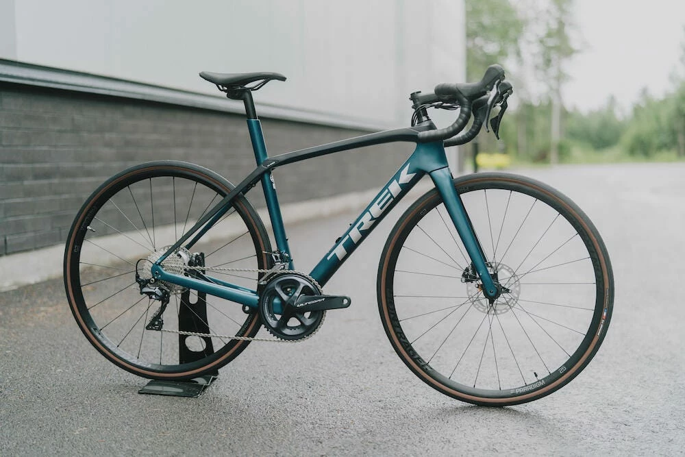 Trek Domane SL 6 | 2023 7 Trek Domane SL 6 | 2023 – Image 5